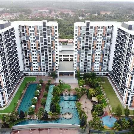 Kampung Sungai Karang Casa Raudhah @ Timurbay Seafront Residence מראה חיצוני תמונה