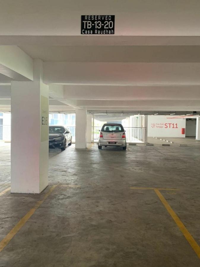 Kampung Sungai Karang Casa Raudhah @ Timurbay Seafront Residence מראה חיצוני תמונה